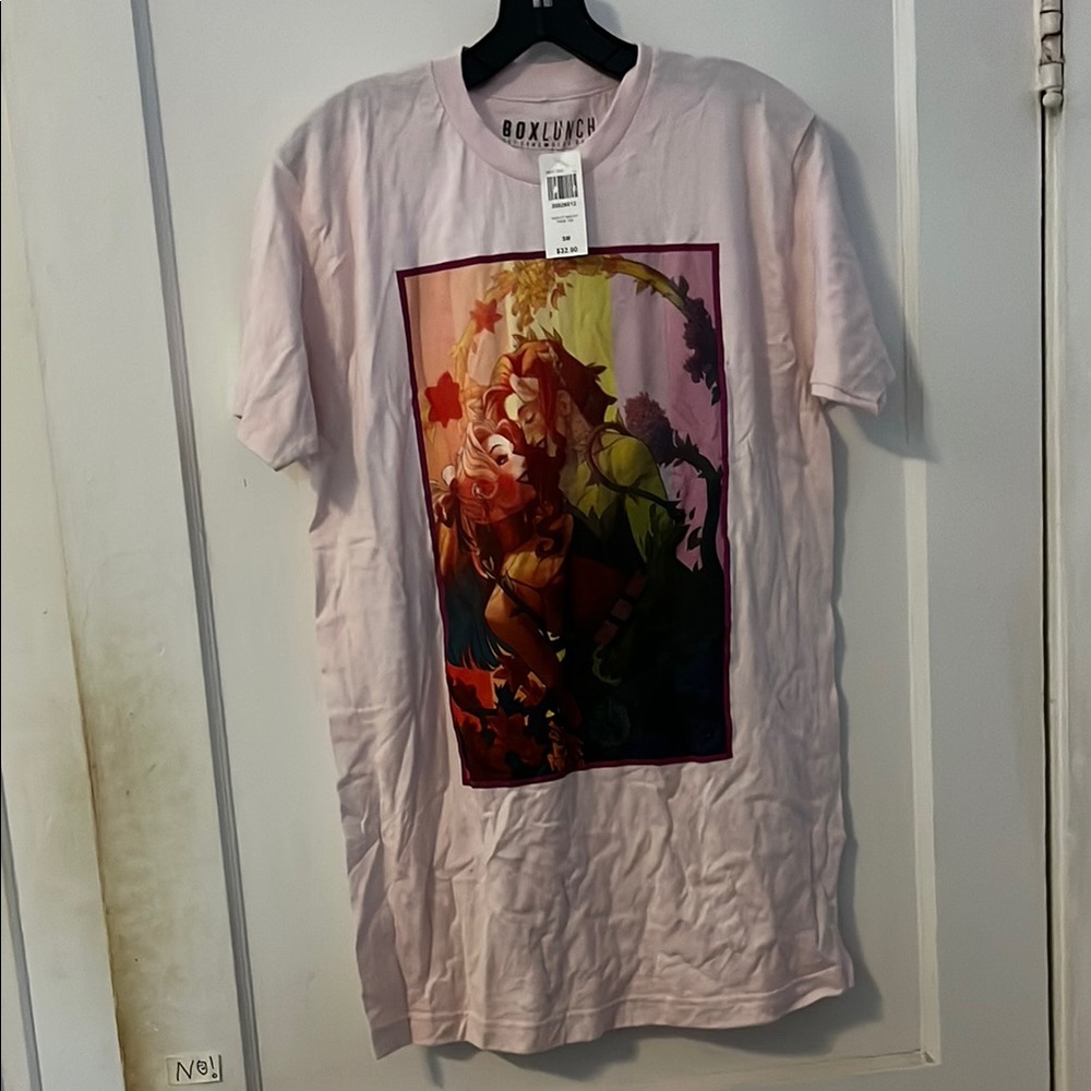 BoxLunch Poison Ivy and Harley Quinn Shirt